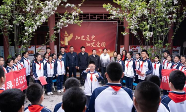 济南市明湖中学