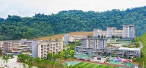 常德市武陵区华南实验中学