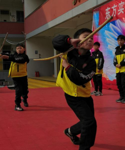 东方实验学校