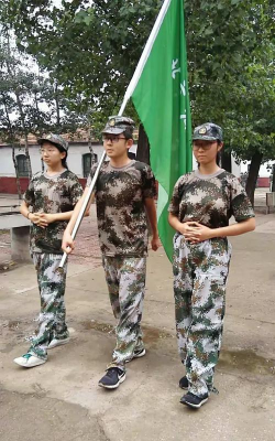 北京市第一四二中学（北京宏志中学）