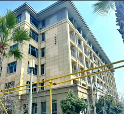 浙江东方集团公司技工学校