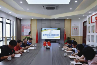桐乡市河山镇中心学校