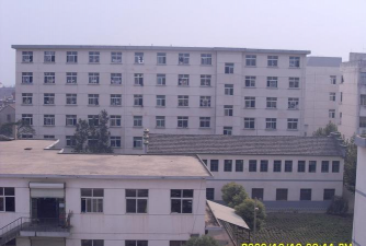 常坟中学