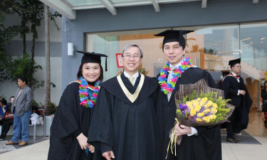 纽波特大学