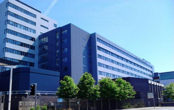 利物浦约翰摩尔斯大学