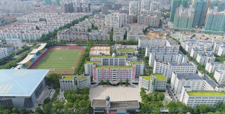 湖南常德芷兰实验学校