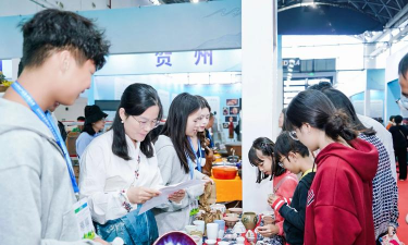 广西工艺美术学校