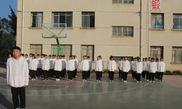 灵马镇第二初级中学