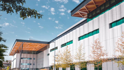 英国科学技术与电子商务学院
