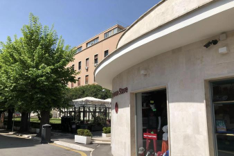 威罗都会学院