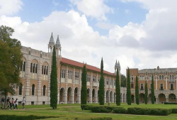 欧克兰兹学院