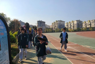 天台栖霞中学