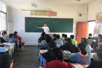 滨海镇新街中学
