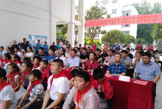 颍州区三合镇中心学校