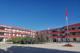 颍州区京九办新宅回民学校