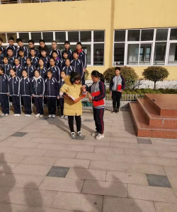 舞钢市第一初级中学