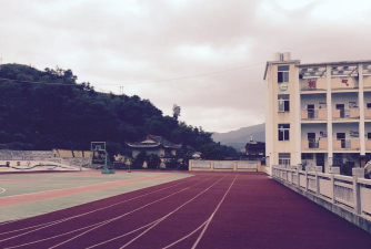 会宁县汉岔乡王马山中学