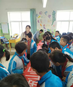 礼县罗堡九年制学校