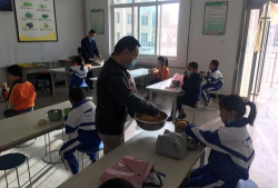 白银区稀土中学