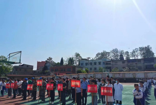 清镇市犁倭中学