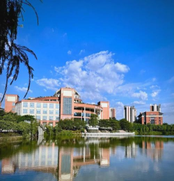广州医科大学