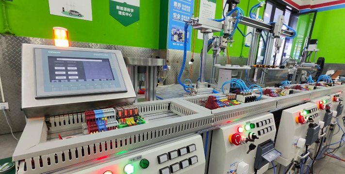 邯郸市峰峰矿区中等技术学校