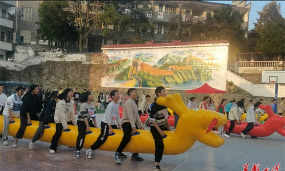 团结中学