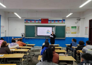 伊宁县吐鲁番圩孜乡中学
