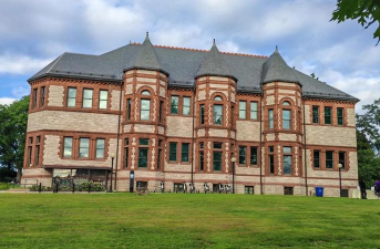 北安普顿大学