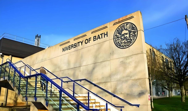 巴斯斯巴大学