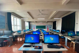 临夏外国语学校