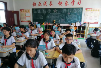 会理县绿水乡拉拉实验学校初中部