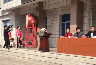 松涛镇南市初中