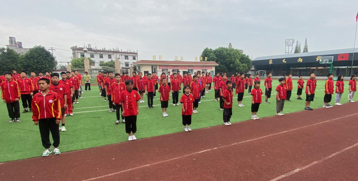 隆翔文武学校