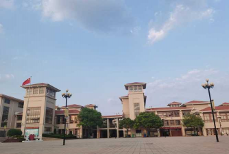 宜兴市凌霞实验中学