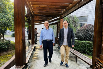 江苏省宜兴市万石中学
