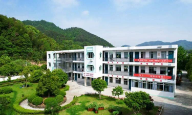 天台南屏学校