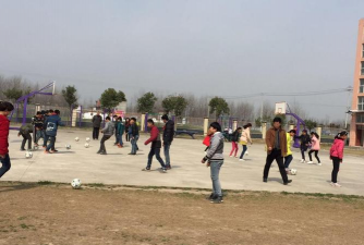 行流镇腰庄初级中学
