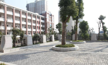 岳阳市第十五中学