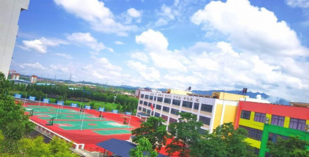 百色市财经职业技术学校