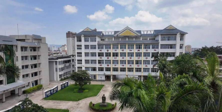 西双版纳州青龙学校