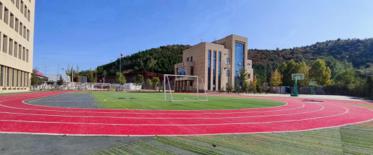 山东梁山县技工学校