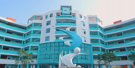 石门民族职业学校
