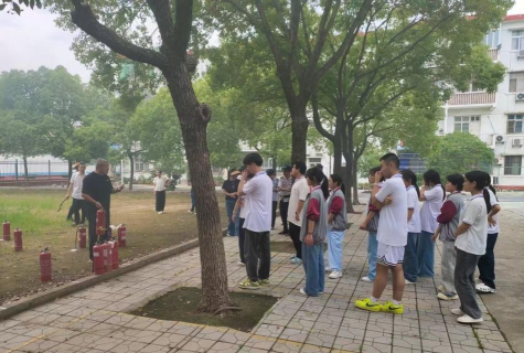 钟祥市胡集职业高中