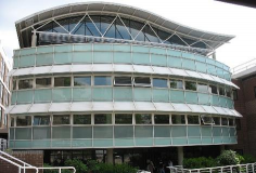 南安普顿索伦特大学