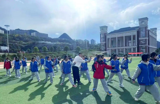 六盘水第十中学
