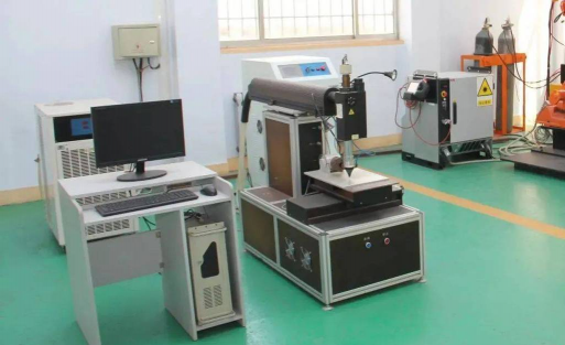成都电焊机厂技工学校