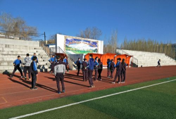 新疆乌苏市第二中学