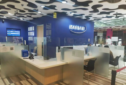 Kaplan 教育集团