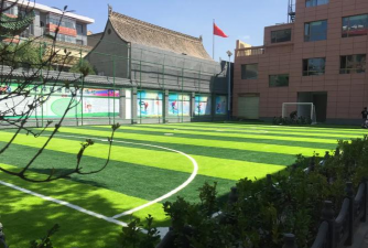 临夏外国语学校